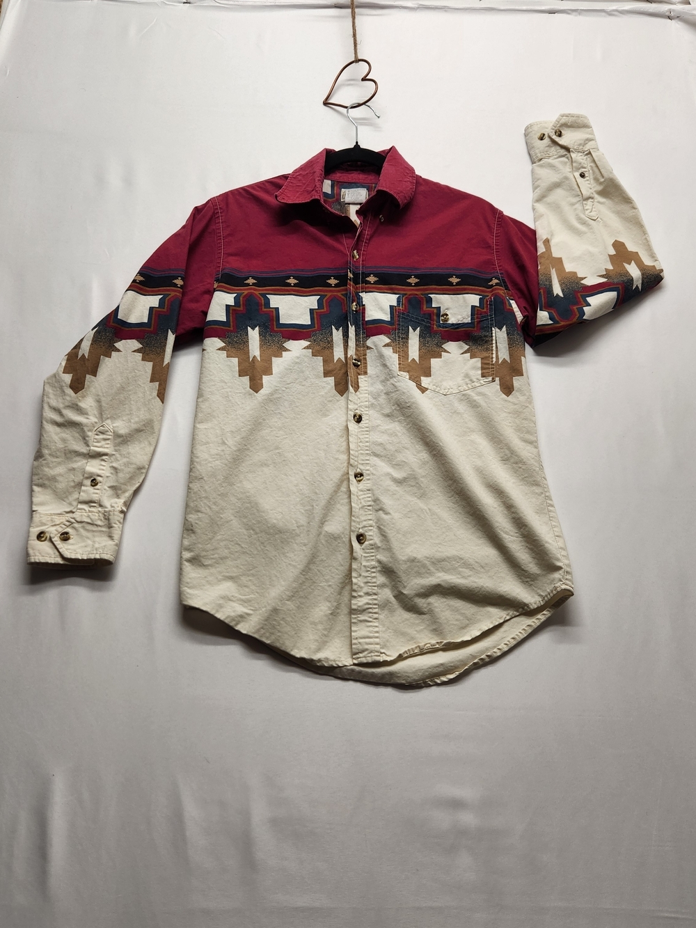 ⭐️Vintage 90s Express Rider Western Aztec Button Down Shirt Red Cream Size Small